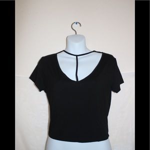 The Clas-sic USA women’s black Crop Top Shirt